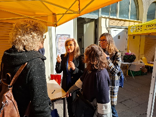 Falconara – Al “lunedì del sindaco” cittadini in coda per segnalare le loro richieste